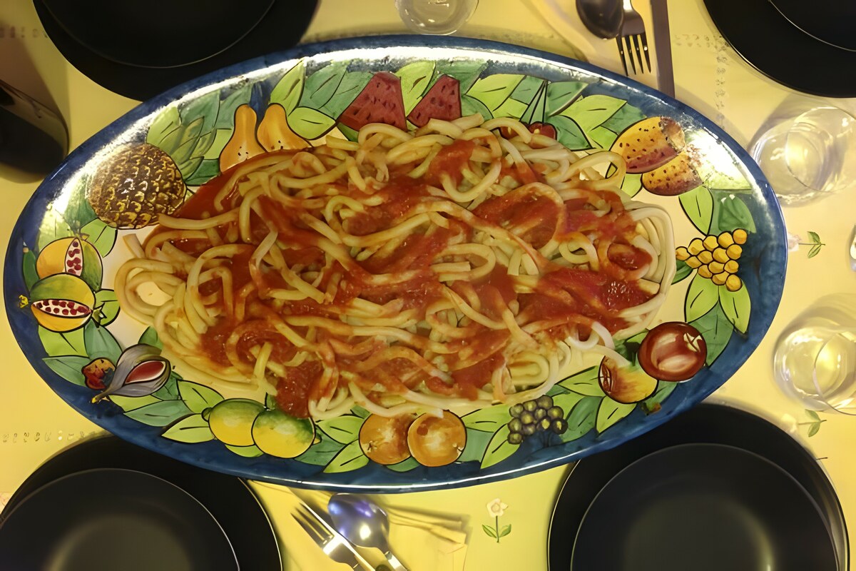 Fusilli alla calabrese e vino, la domenica perfetta