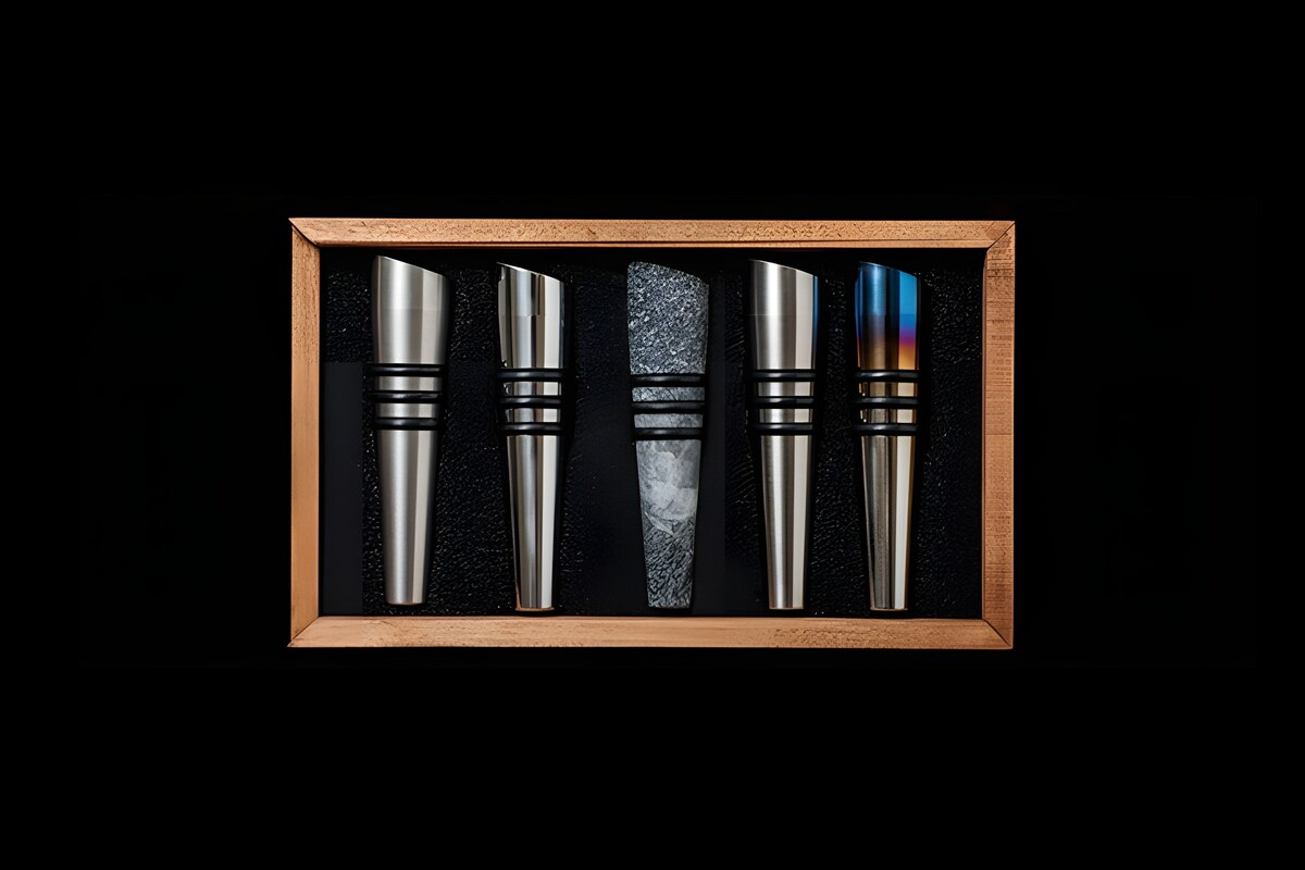 Wine Stoppers: a new way to preserve wine