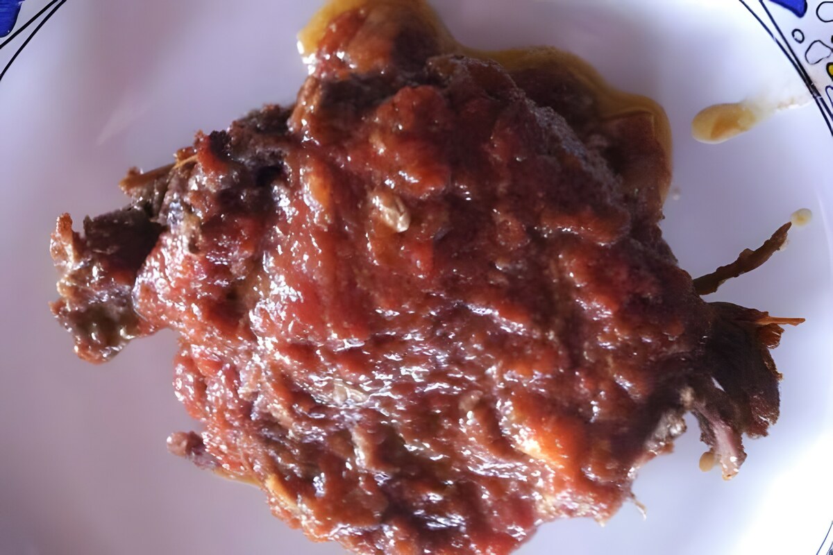 Braciola al ragù in abbinamento con Chianti Biologico