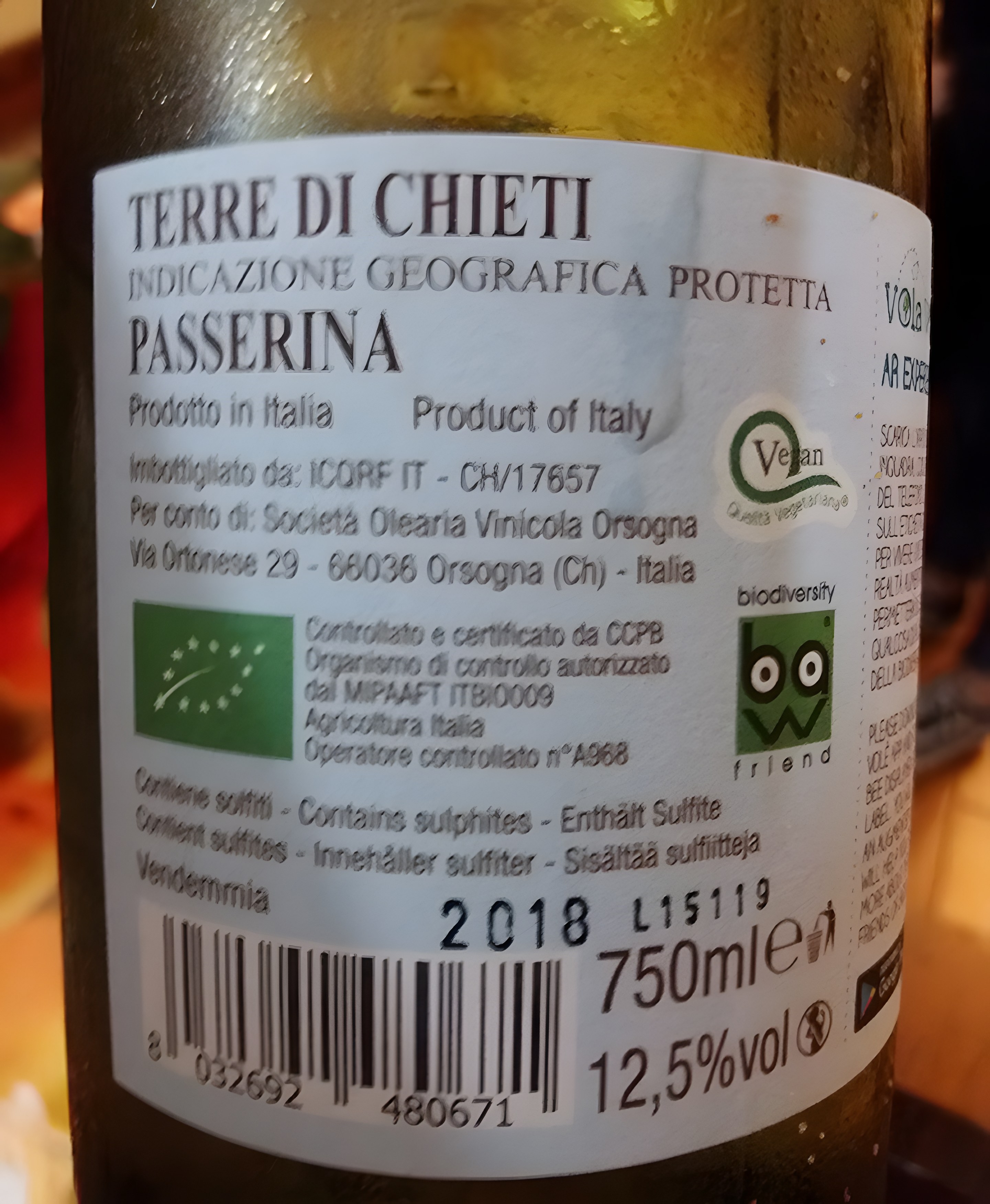 Passerina Vola Volè e le api di Cantina Orsogna
