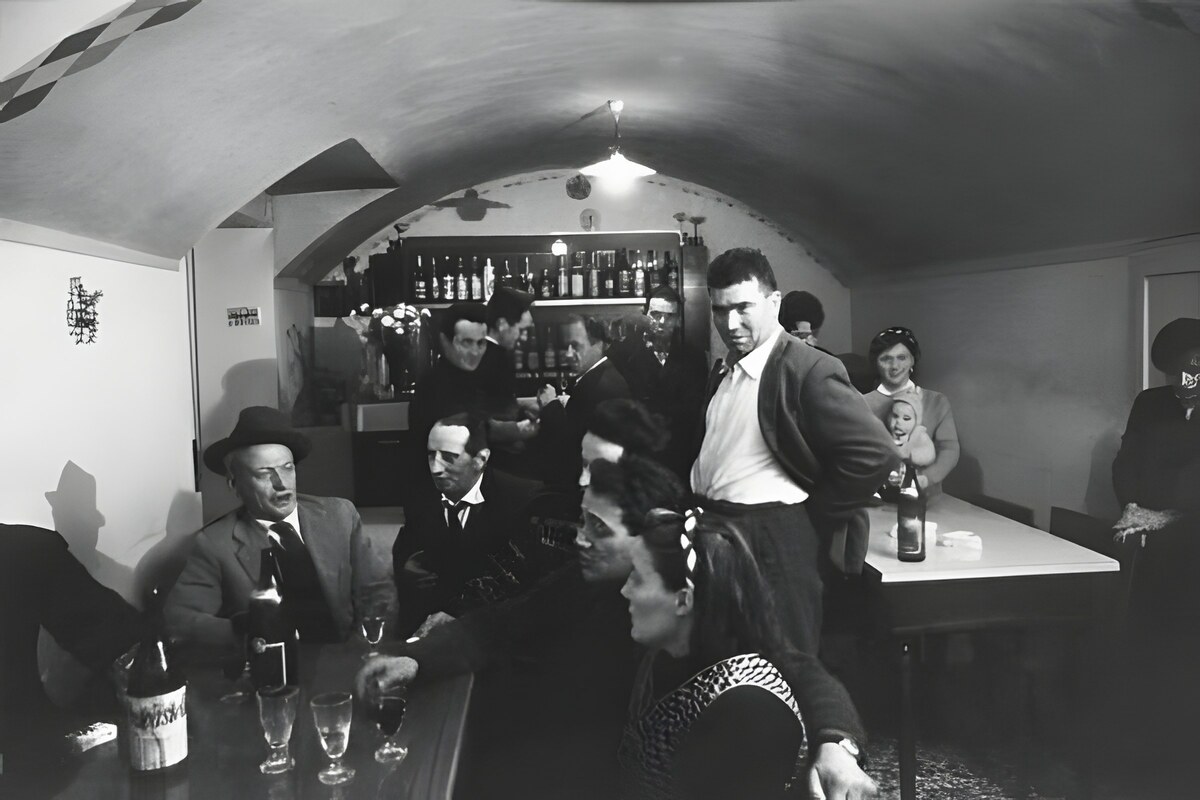 Fiaschi di Chianti negli anni 70 - Contest #StorieDiVino
