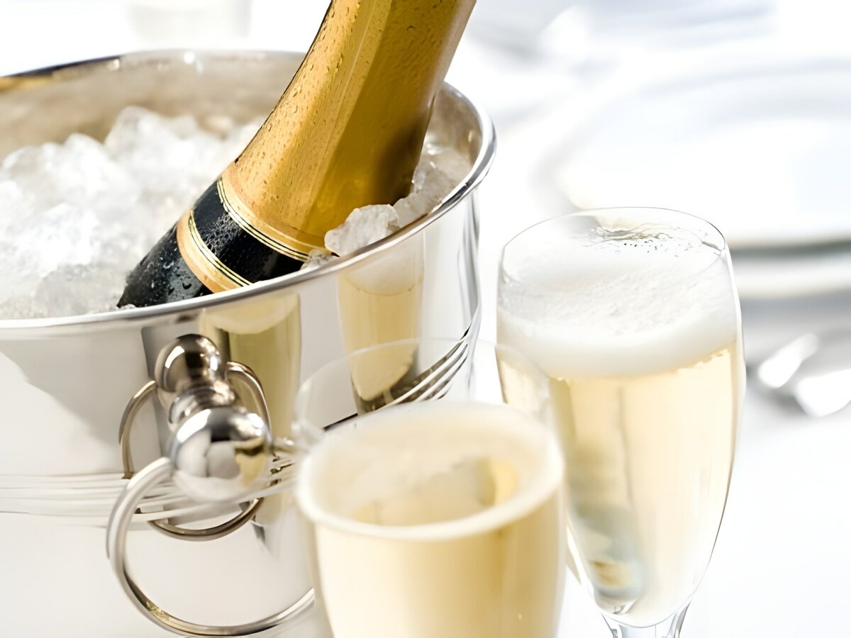 Mehr als 500 Millionen Menschen stoßen mit lombardischem Wein an